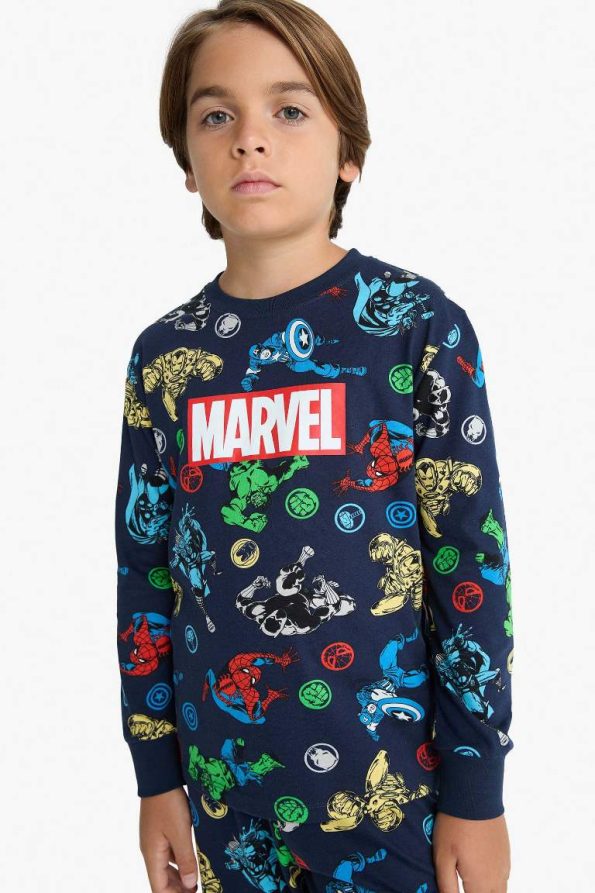 Boys' Marvel Comics Long Sleeve Pajama Set