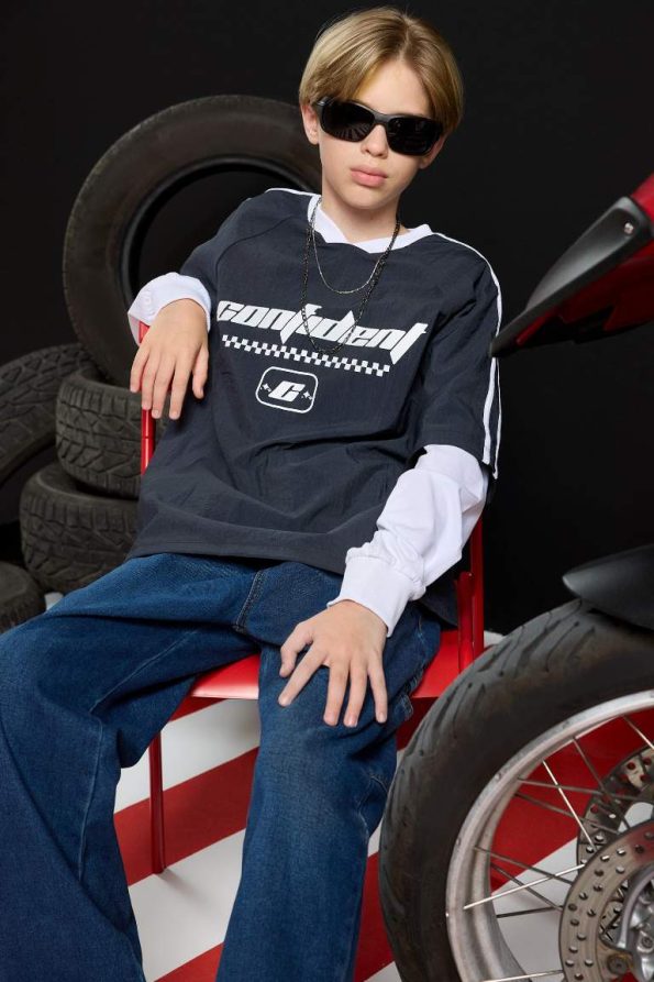 Boys' Oversized V-Neck Printed Long Sleeve T-Shirt