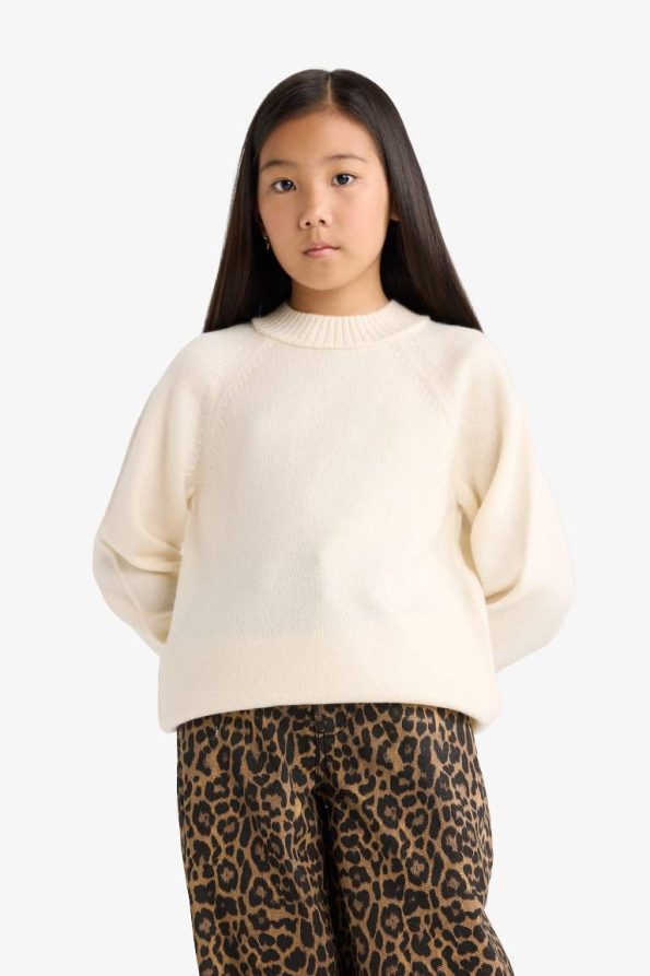 Girls' Round Neck Knitted Sweater
