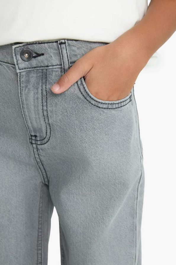 Boys' Wide Leg Straight Leg Jeans