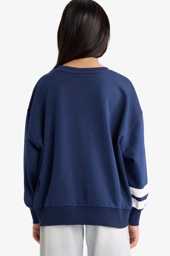 Girls' Hello Kitty Oversized Crew Neck Sweatshirt