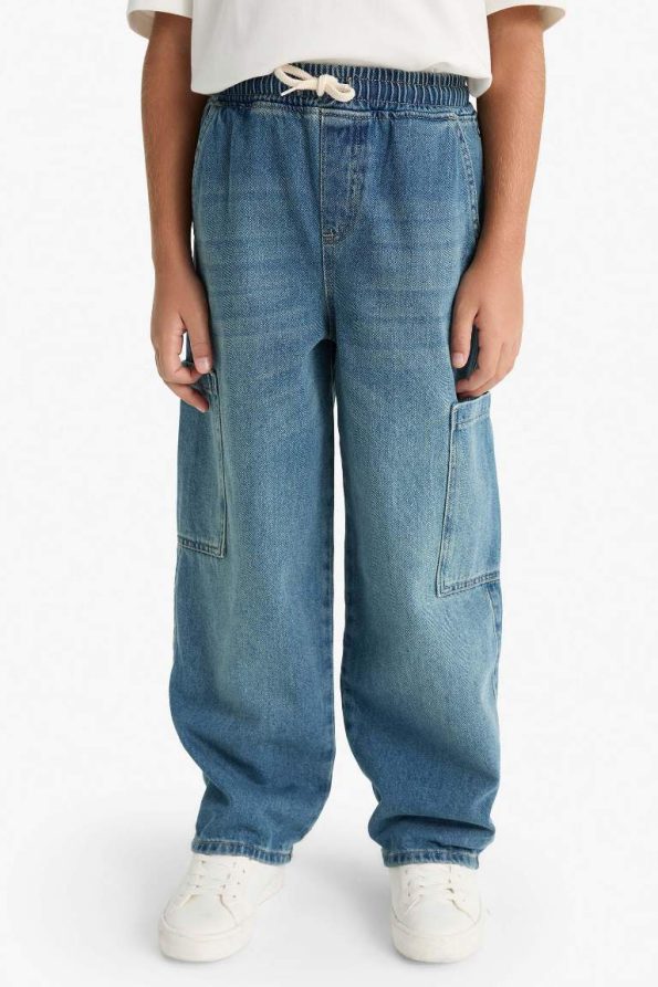 Boys' Barrel Fit Straight Leg Jeans