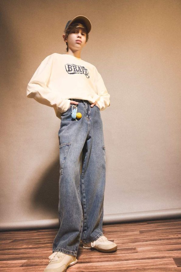 Boys' Barrel Fit Straight Leg Jeans
