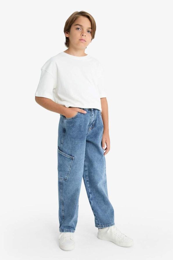 Boys' Barrel Fit Straight Leg Jeans