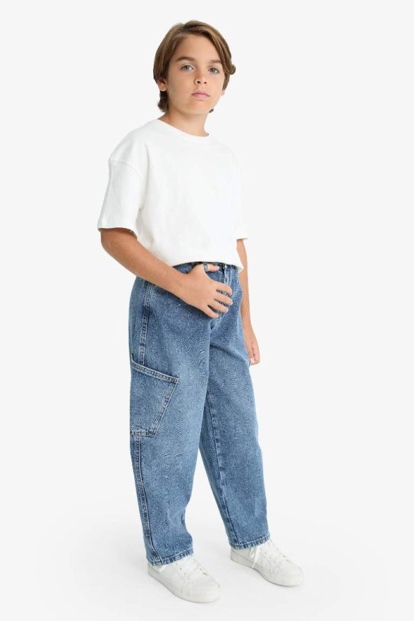 Boys' Barrel Fit Straight Leg Jeans