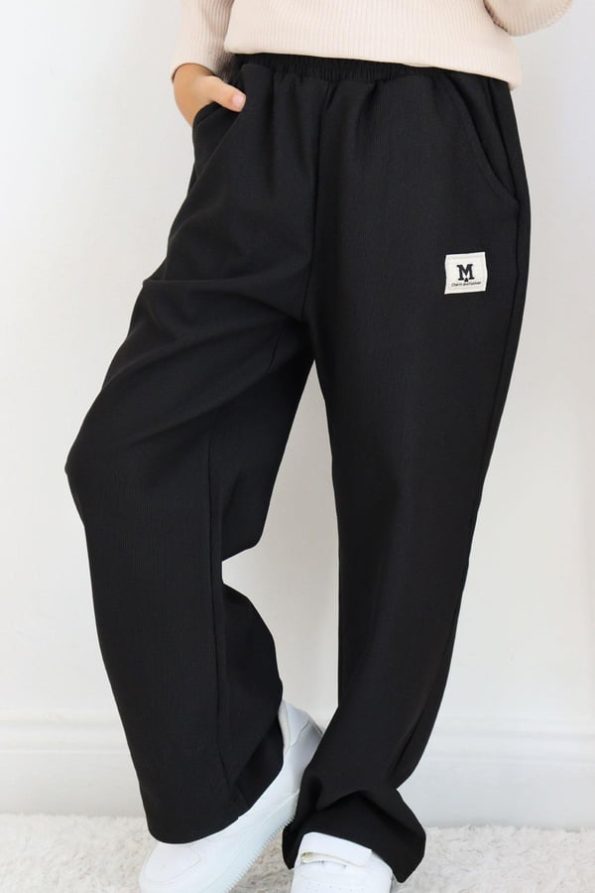 Girls' Black Jogger Pants with Elastic Waist and Pockets (Ages 6-10)