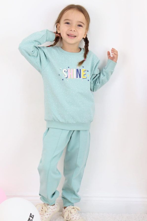 Girls' Tracksuit Set with Heart and Star Print in Mint Green (3-7 Years)