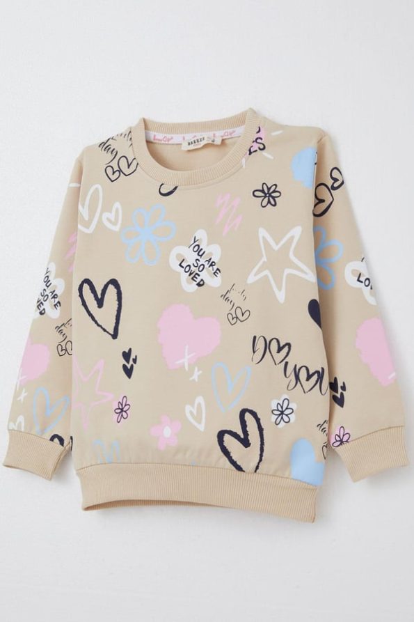 Girls' Heart-Themed Beige Sweatshirt (3-8 Years)