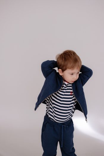 Long Sleeve T-Shirt / Navy Striped