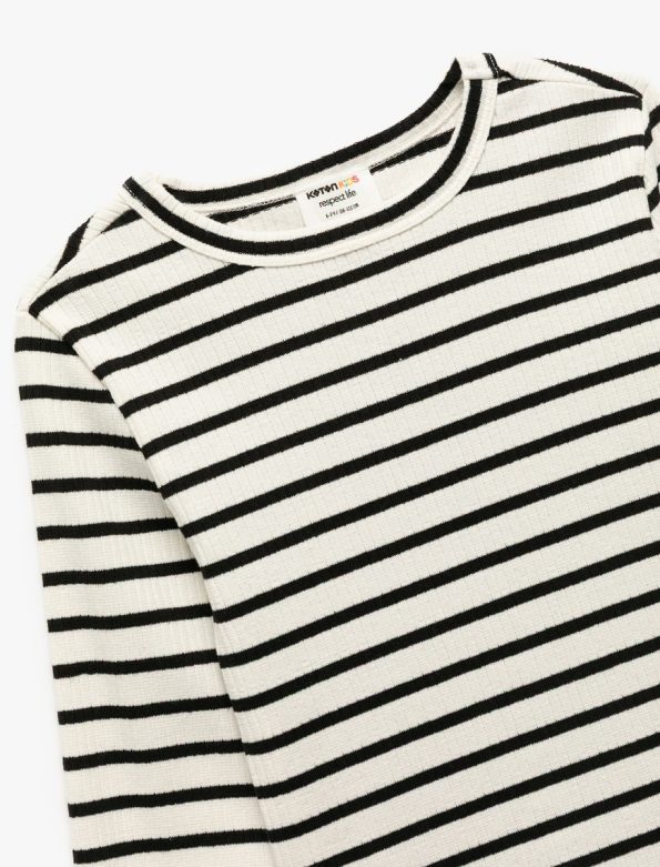 Girl Strappy T-Shirt
