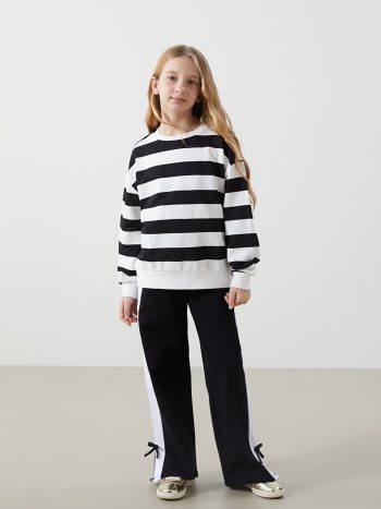 LCW Kids Black Crew Neck Thick Sweatshirt for Girls