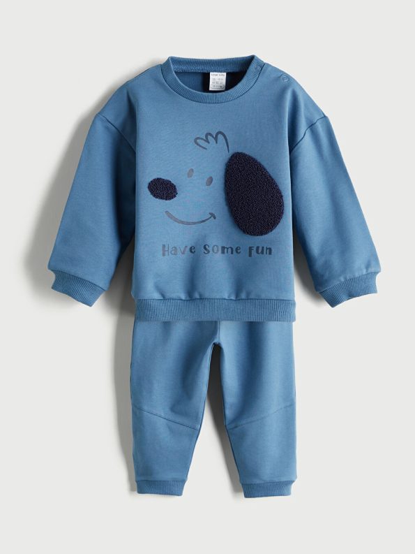 Striped Crew Neck T-Shirt and Pants Set for Baby Boys
