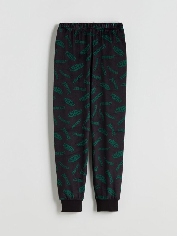 LCW Kids Green Velvet Crew Neck Pajama Set for Boys