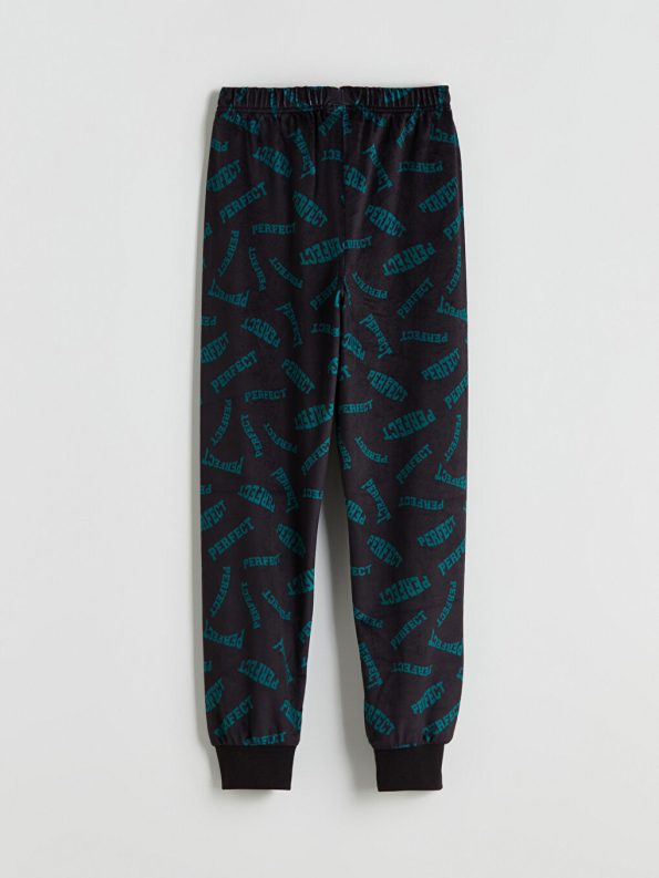 LCW Kids Green Velvet Crew Neck Pajama Set for Boys