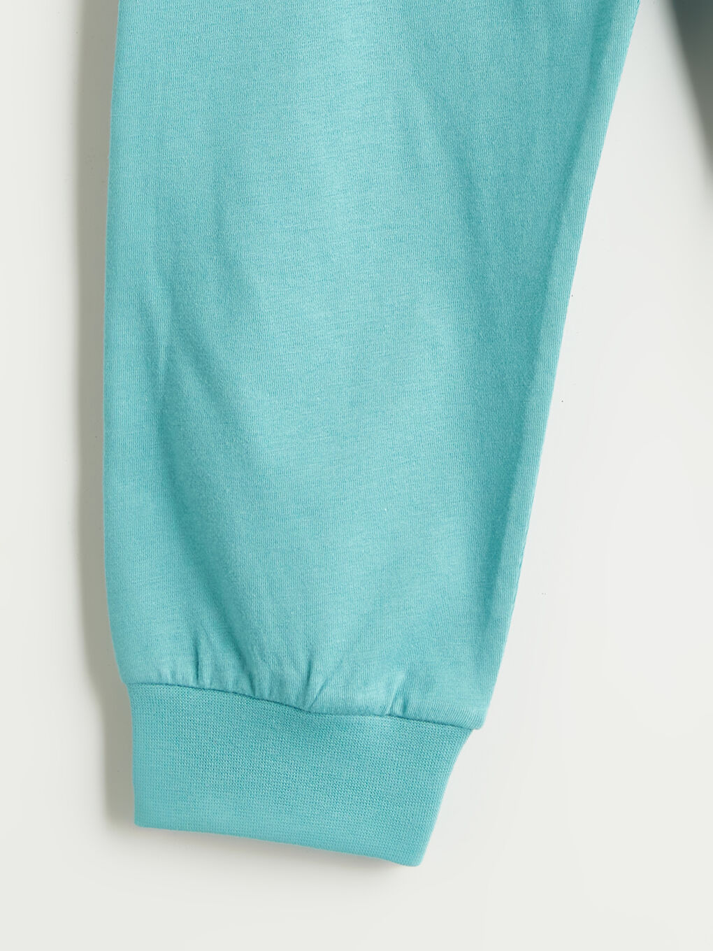 l_20252-w5h477z1-gsl_a5.jpg LCW Kids Turquoise Printed Boys Pajama Set