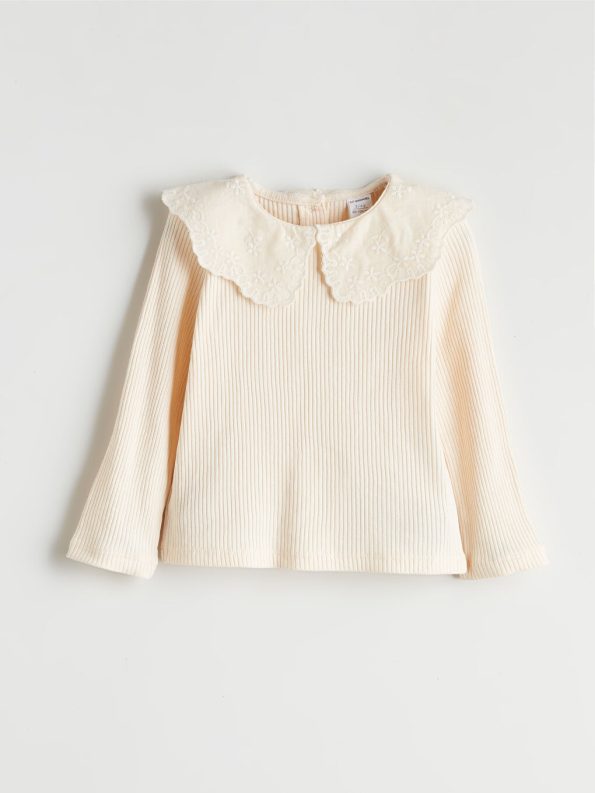 Girls' long-sleeved blouse