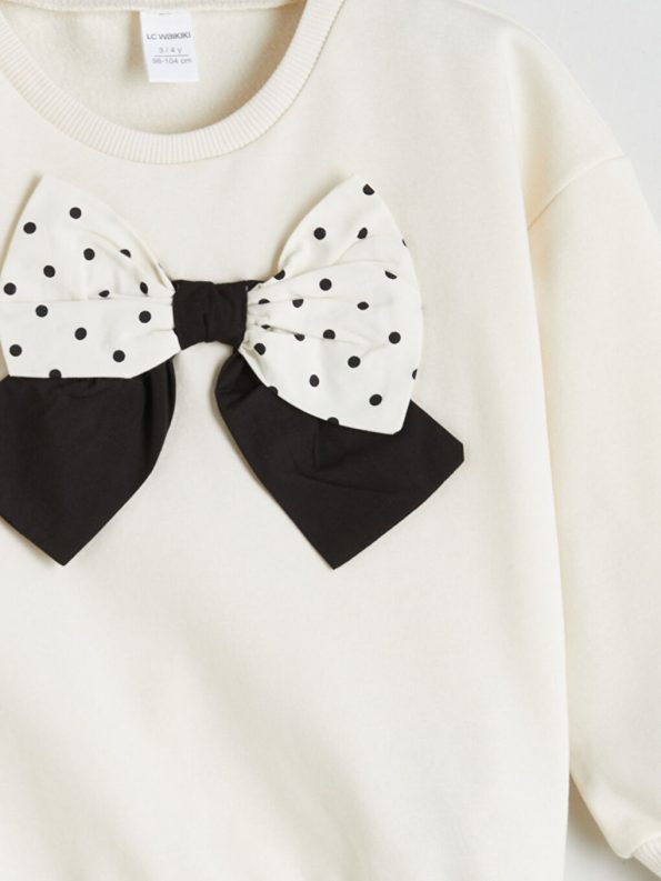 Girls' long-sleeved blouse
