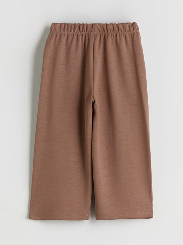 Sweater with wide pants