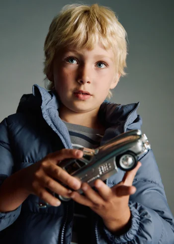 Kapitone astarlı kapüşonlu palto