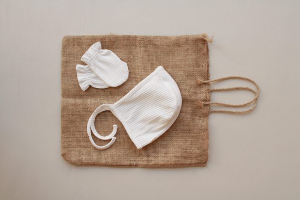 Newborn Hat and Mittens Set