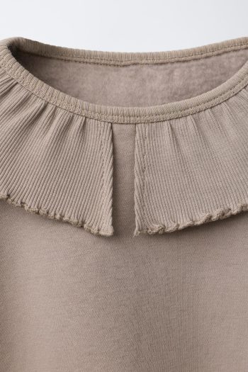 Peter Pan Collar Sweatshirt with Ribbed Trims