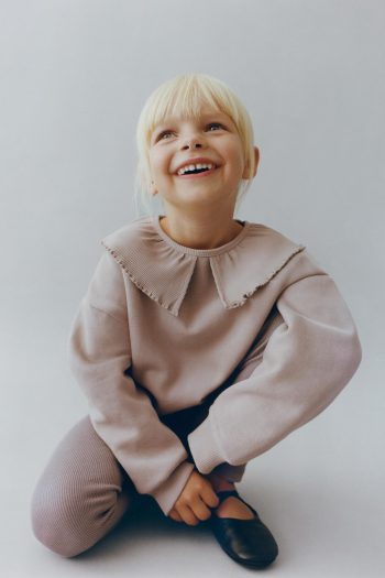 Peter Pan Collar Sweatshirt with Ribbed Trims
