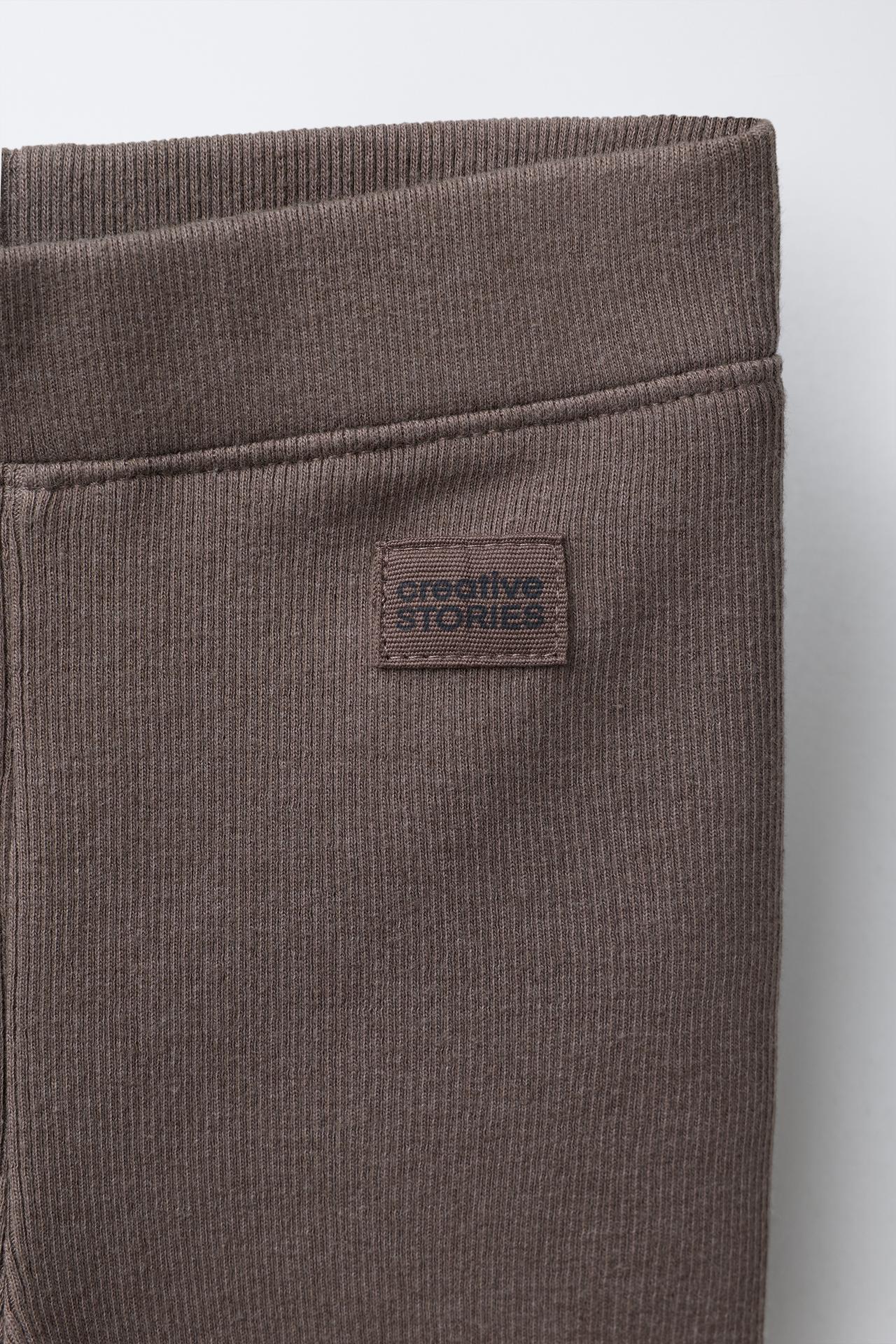 01880609724-e3.jpg Ribbed Leggings with Label