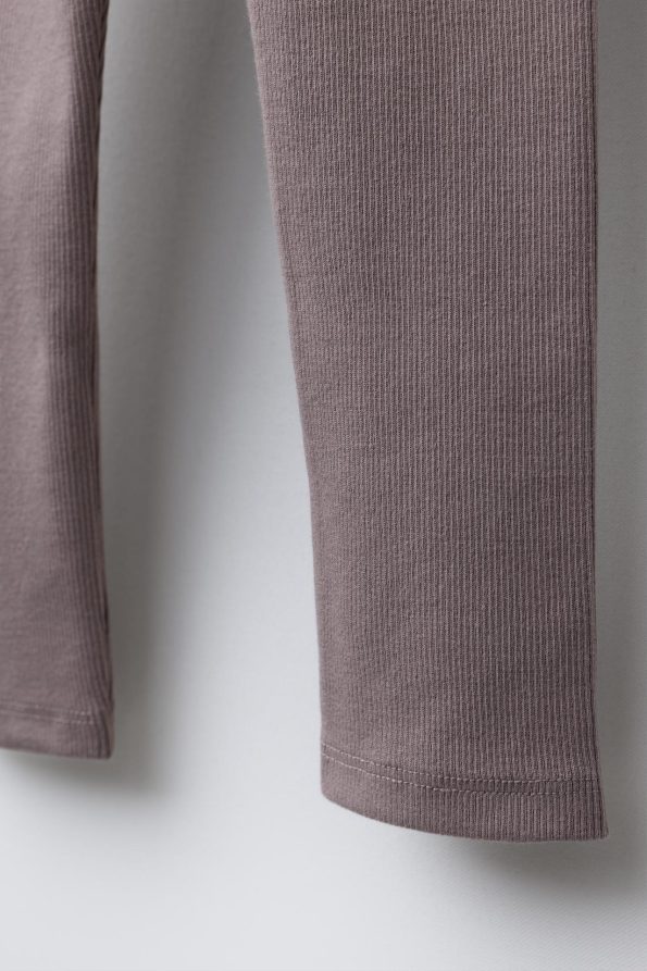 Ribbed Leggings with Label