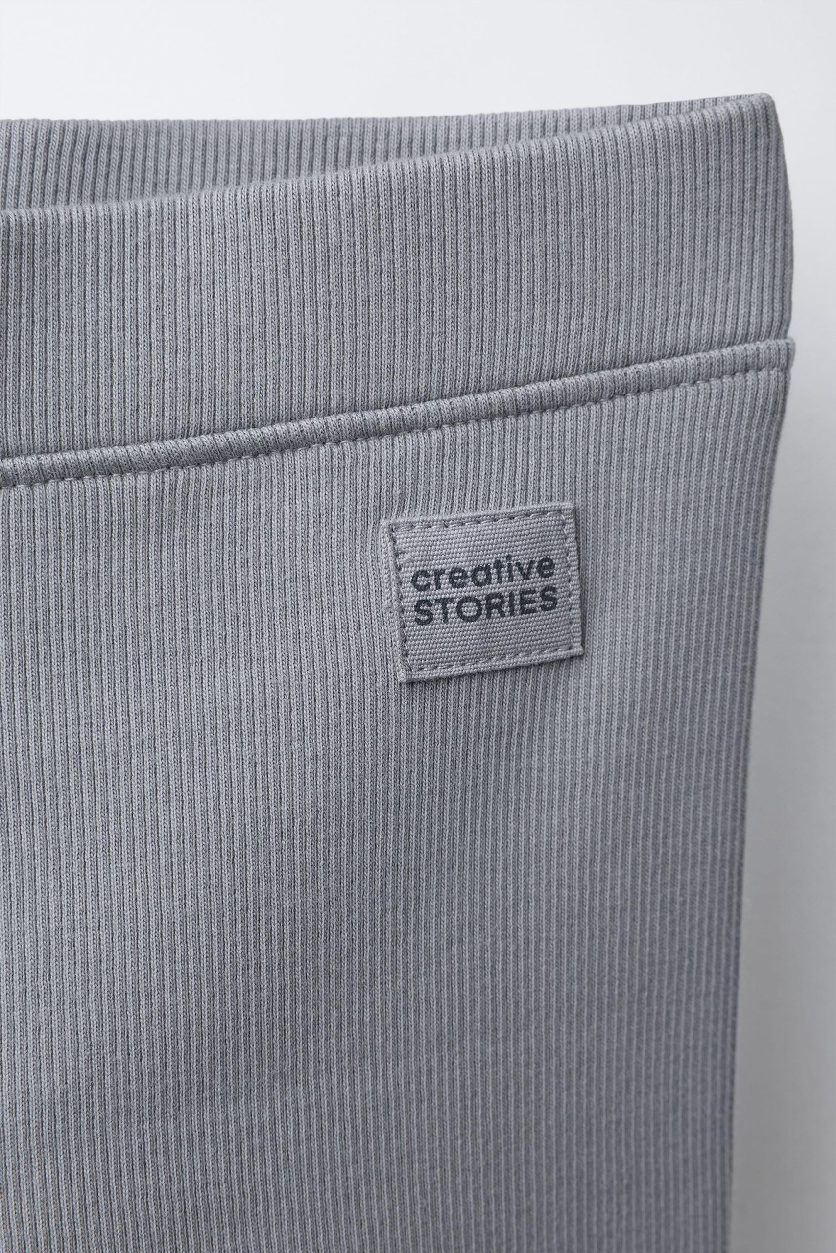 01880609802-e3-1.jpg Ribbed Leggings with Label