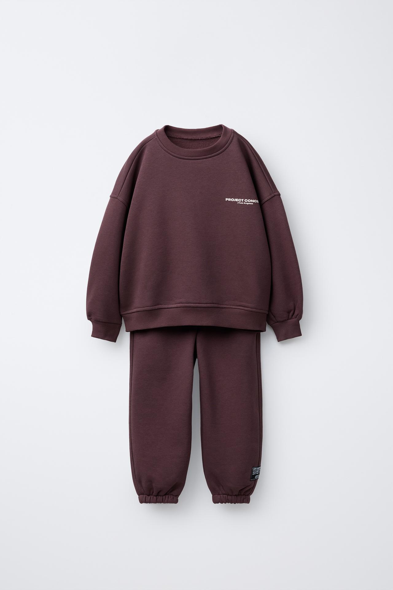 01971516681-e1.jpg Slogan Sweatshirt and Joggers Set