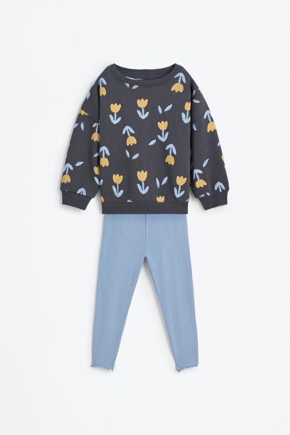 Patterned Sweatshirt and Ribbed Leggings Set