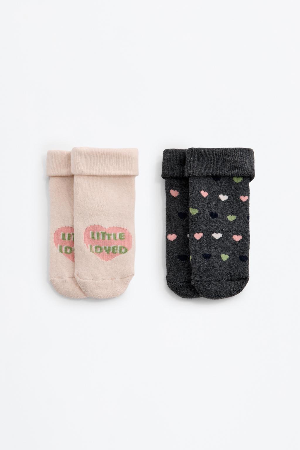 05264232015-A5.jpg 2-Pack Heart Pattern Non-Slip Socks