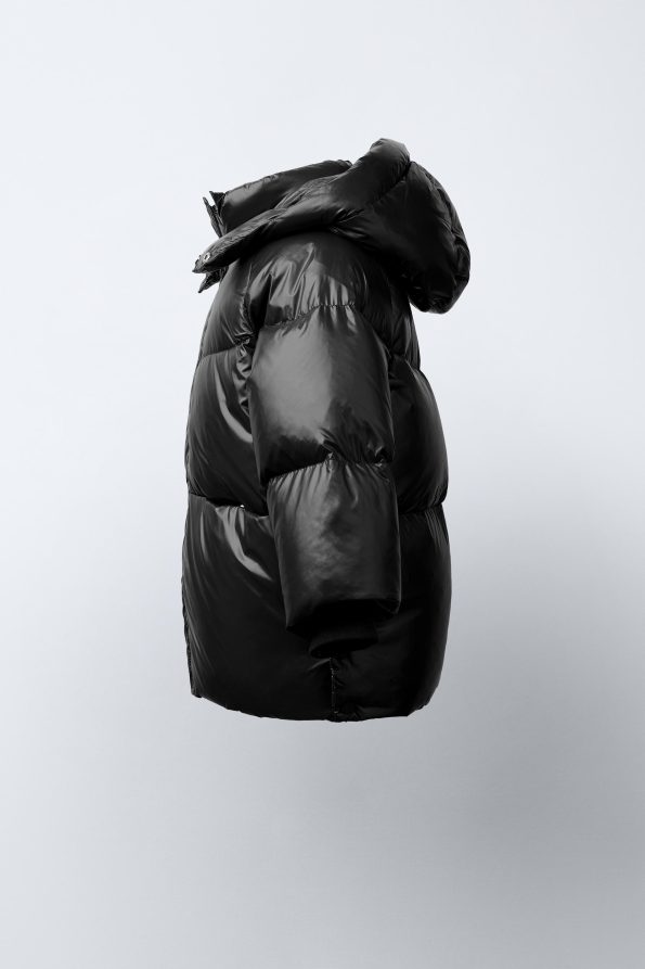 Water-Repellent and Wind-Resistant Down Puffer Jacket