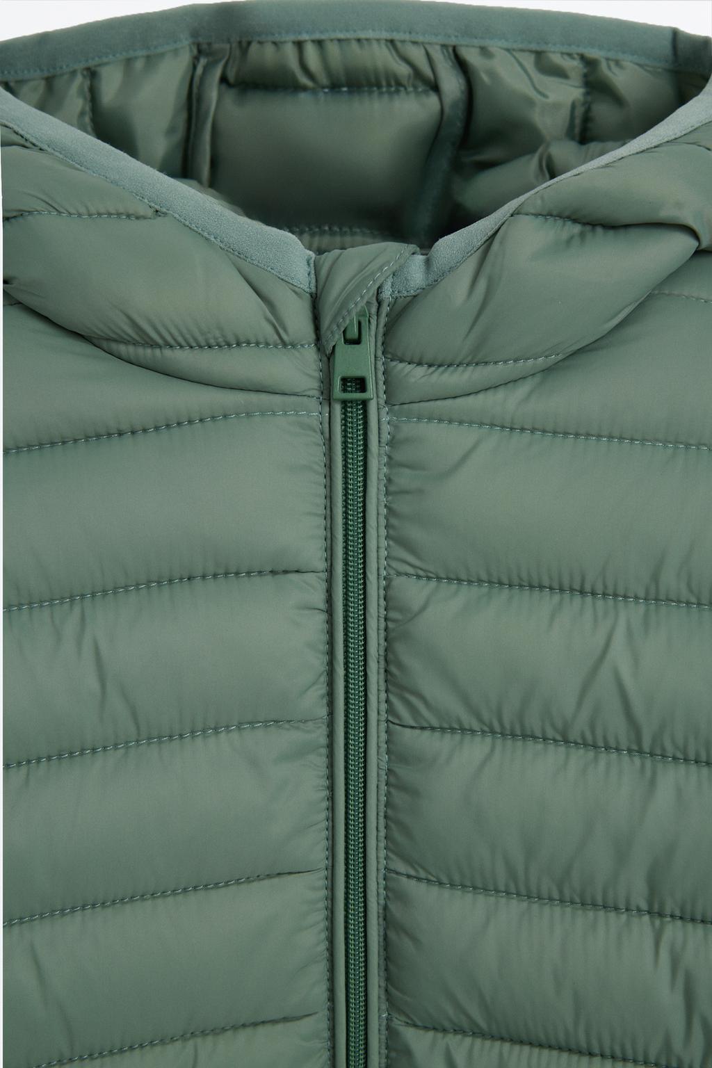 05814800527-A8-1.jpg Lightweight Hooded Puffer Jacket