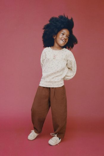Baggy Trousers with Topstitching