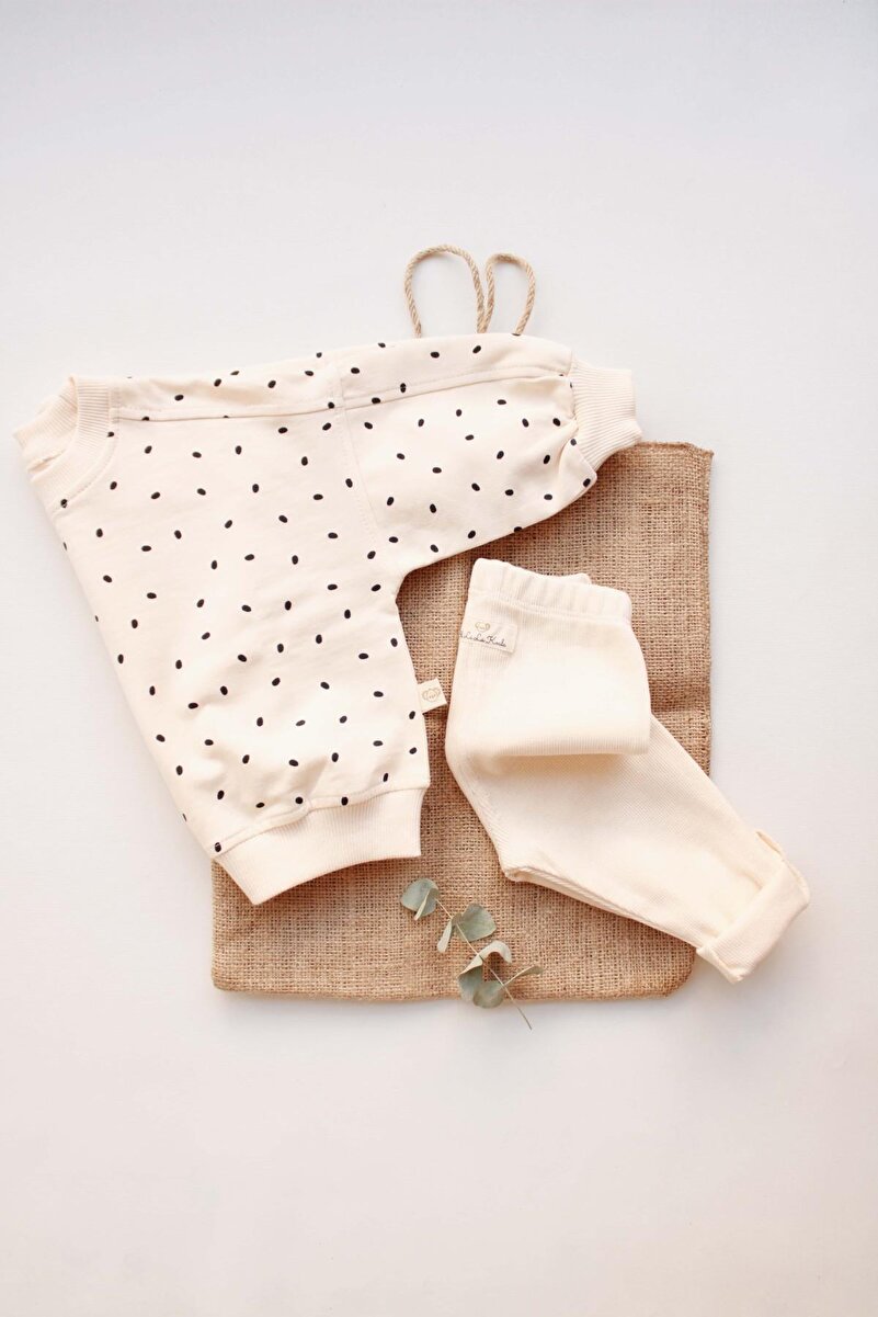 1_org_zoom-1144.jpg OhlalaKoala Black Polka Dot Baby Outfit