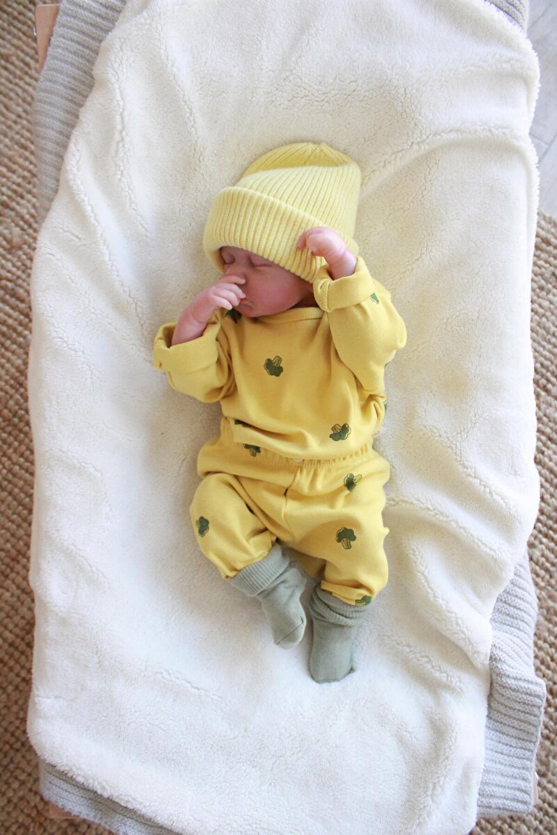 1_org_zoom-1317.jpg Oh La La Koala Broccoli Print Baby Outfit