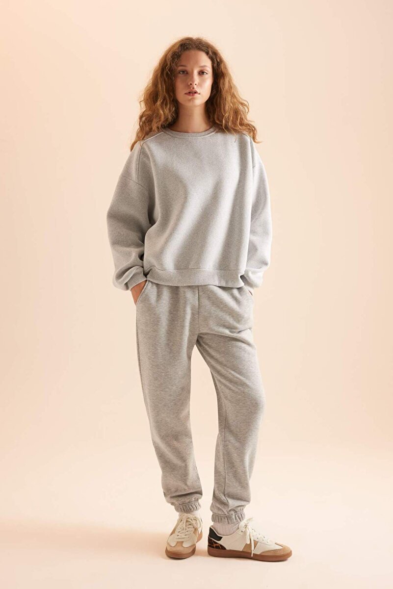 1_org_zoom-1442.jpg Defacto Cool Oversized Gray Basic Sweatshirt