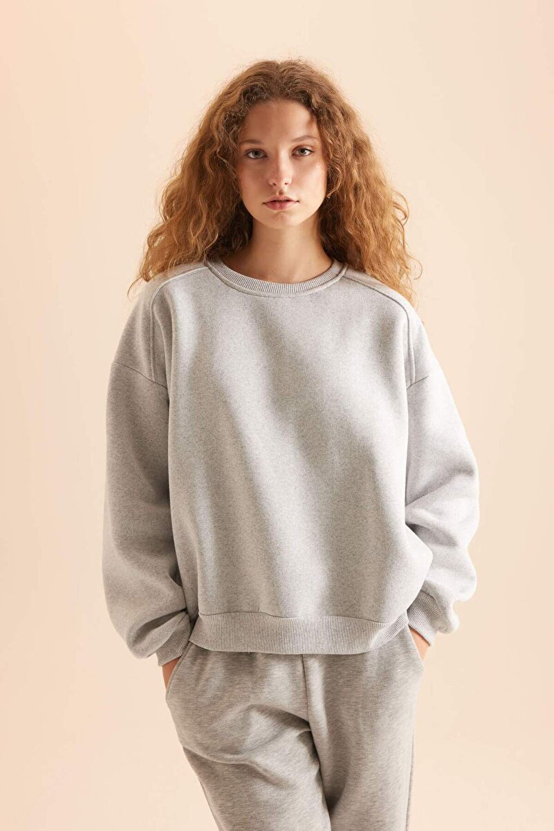 1_org_zoom-1443.jpg Defacto Cool Oversized Gray Basic Sweatshirt