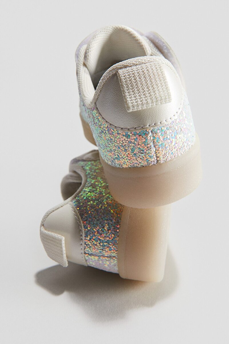 1_org_zoom-1738.jpg H&M Light-Up Glitter Sneakers