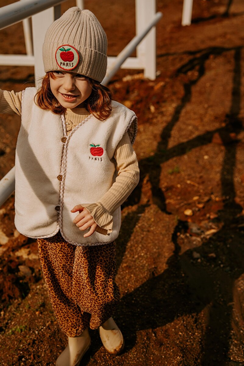 1_org_zoom-1778.jpg Kirazkids Petit Paris Apple Embroidered Cream Vest