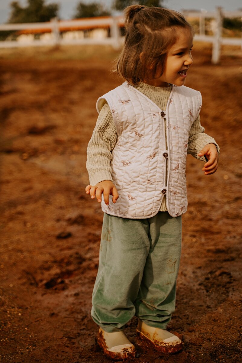 1_org_zoom-1779.jpg Cherry Kids Helicopter Pattern Plush Cream Vest