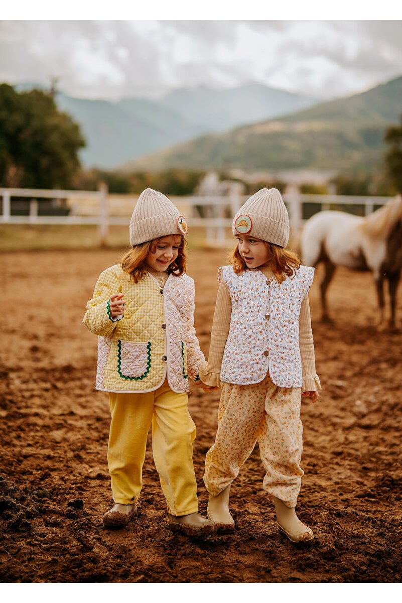 1_org_zoom-1792.jpg Kirazkids Flower Garden Plush Detail Jacket