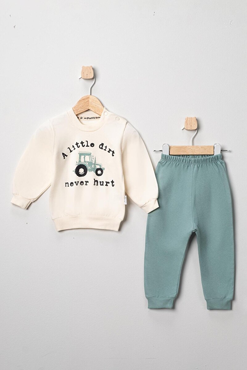 1_org_zoom-47.jpg MyPrettyBaby Tractor Print Boys' Cotton Two-Piece Set