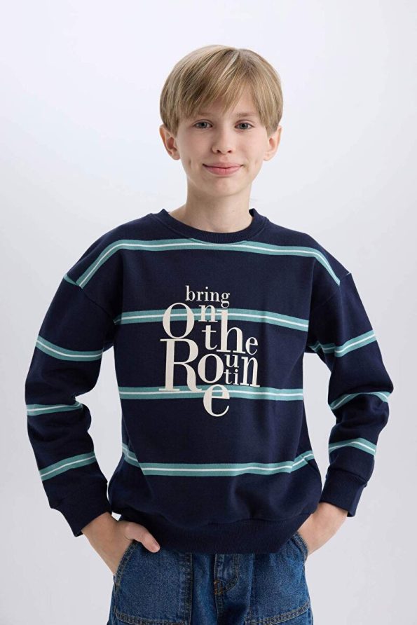 Defacto Boys' Oversized Graphic Sweatshirt