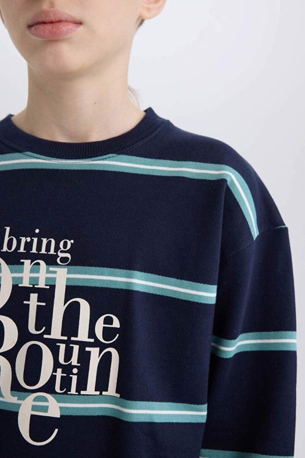 Defacto Boys' Oversized Graphic Sweatshirt