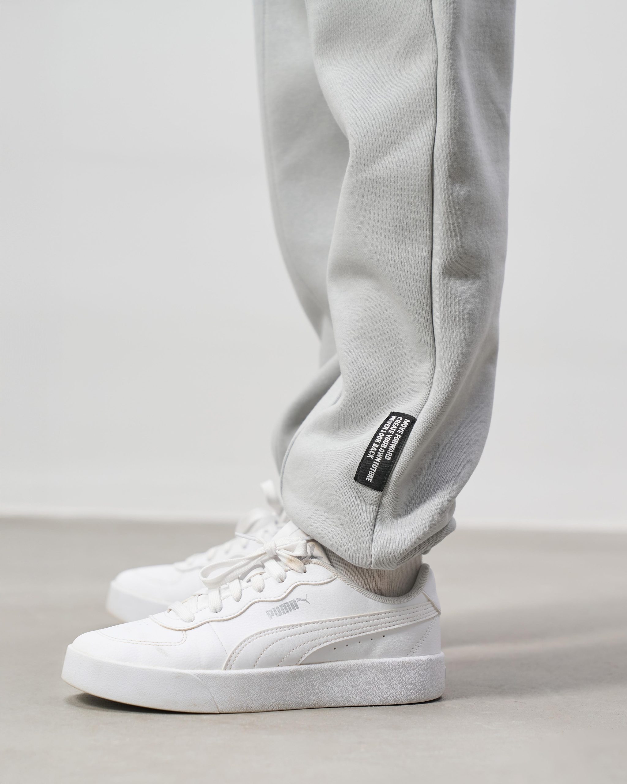 593450f7-c9c7-4edd-98d0-1d6d886439cf-306711.jpg Boys' Cotton Gray Basic Printed Sweatshirt and Jogger Set