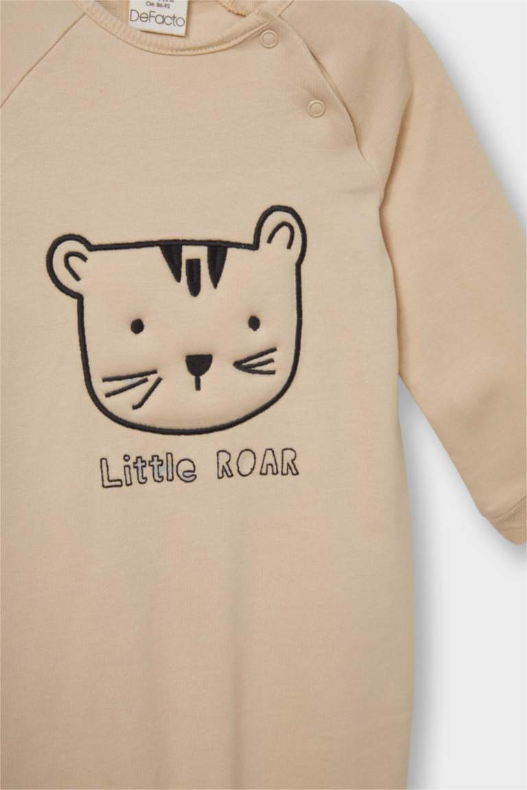 F4656A5_25AU_BG287_02_01.jpg Boys' Newborn Long Sleeve Tiger Print Bodysuit