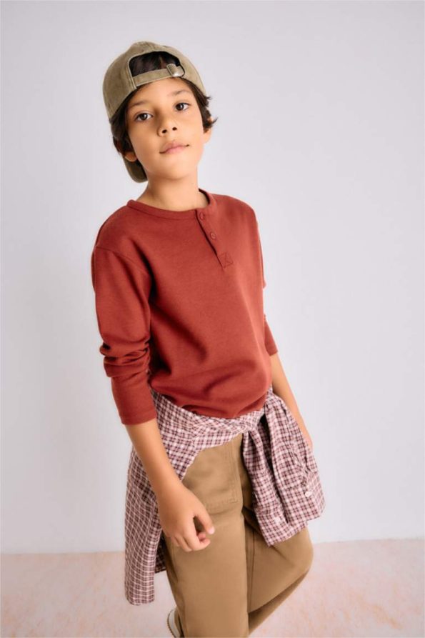 Boys' Long Sleeve Crew Neck T-Shirt