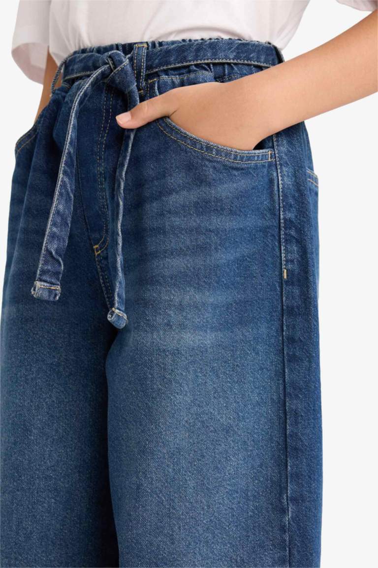 G2949A8_25WN_NM28_06_01.jpg Girls' Wide Baggy Fit Elastic Waist Jeans